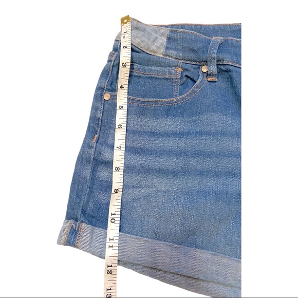 Womens Roxy Jean shorts sz 5/27 - Picture 2 of 7